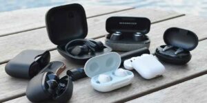 15 Most Comfortable Earbuds that You Barely Feel