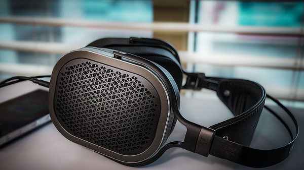 Acoustic Research AR-H1 Headphone