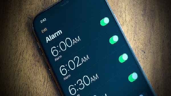 How to Set Up Multiple Alarms on Your iPhone