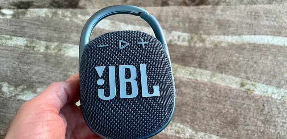 JBL Clip 4 Speaker Review