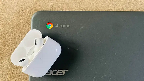 Connecting AirPods to Chromebook