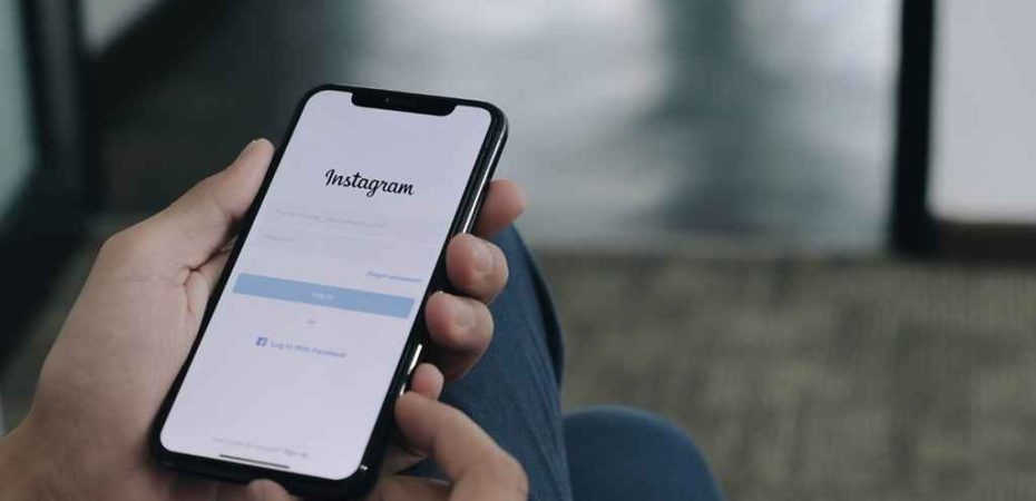 InstaNavigation View Instagram Stories Like Never Before